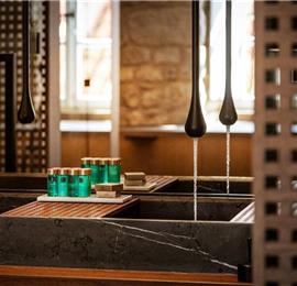 Luxury 3 Bedroom Villa with Jacuzzi, Sauna and Gym in Dubrovnik Old Town, Sleeps 6